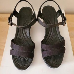 Crocs Womens Leigh II Ankle Strap Wedge Sandals - Size 8
